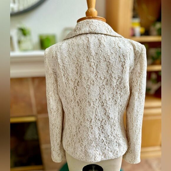 Vintage ABR New York Nites lace blazer. Antique white blazer size M. - Picture 4 of 7
